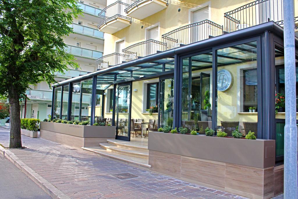 Hotel Philadelphia Cattolica Eksteriør billede