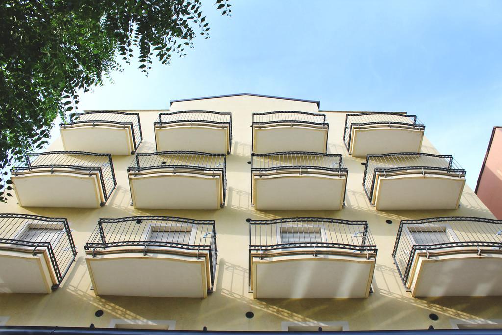 Hotel Philadelphia Cattolica Eksteriør billede